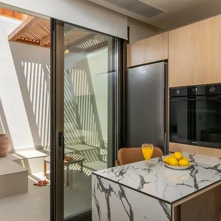 Apartment Lavea Milos Boutique Pollonia