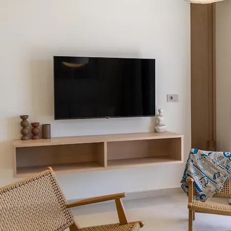 Lavea Milos Boutique * Pollonia