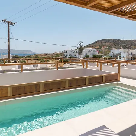 Lavea Milos Πολλώνια